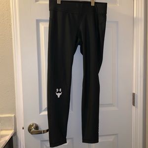 Under Armour leggings (rock collection)